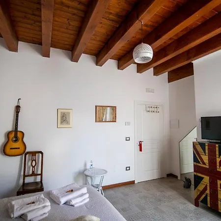 Redmood Bed and Breakfast *
